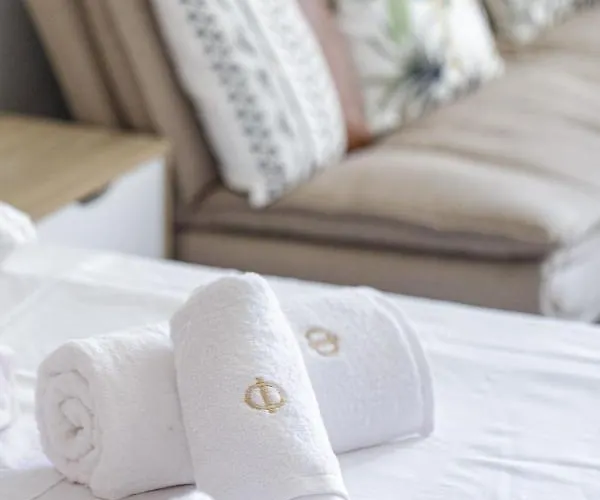 & Quiet Rethymno (Crete)